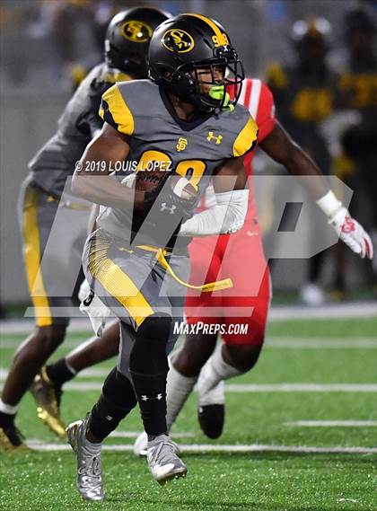 Thumbnail 3 in St. Frances Academy vs. Mater Dei (Trinity League vs. USA Showcase) photogallery.
