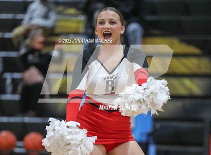 Thumbnail 2 in McKinley @ Brusly photogallery.