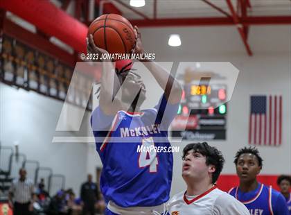 Thumbnail 2 in McKinley @ Brusly photogallery.
