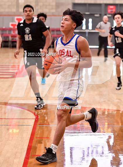 Thumbnail 1 in Los Alamitos vs. Servite (Nike Extravaganza) photogallery.
