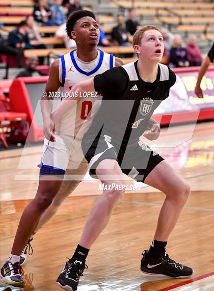 Thumbnail 1 in Los Alamitos vs. Servite (Nike Extravaganza) photogallery.