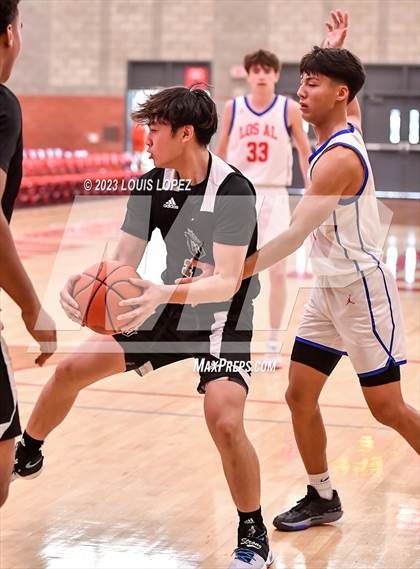 Thumbnail 3 in Los Alamitos vs. Servite (Nike Extravaganza) photogallery.