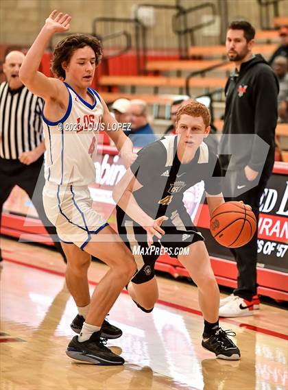 Thumbnail 2 in Los Alamitos vs. Servite (Nike Extravaganza) photogallery.