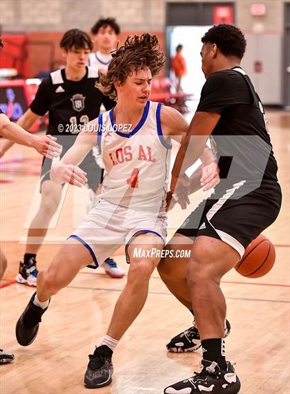 Thumbnail 2 in Los Alamitos vs. Servite (Nike Extravaganza) photogallery.