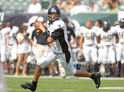 Thumbnail 1 in Middletown vs. Warren Central (Kirk Herbstreit Varsity Football Series) photogallery.