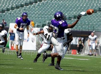 Thumbnail 1 in Middletown vs. Warren Central (Kirk Herbstreit Varsity Football Series) photogallery.