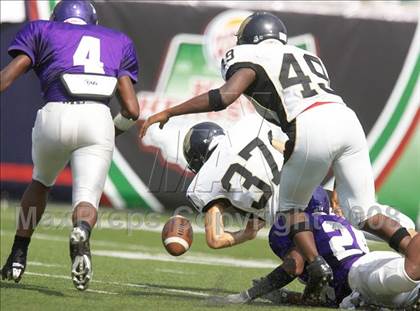 Thumbnail 1 in Middletown vs. Warren Central (Kirk Herbstreit Varsity Football Series) photogallery.