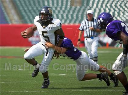 Thumbnail 3 in Middletown vs. Warren Central (Kirk Herbstreit Varsity Football Series) photogallery.