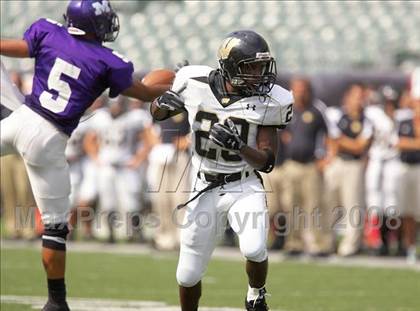 Thumbnail 2 in Middletown vs. Warren Central (Kirk Herbstreit Varsity Football Series) photogallery.