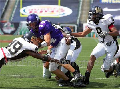 Thumbnail 2 in Middletown vs. Warren Central (Kirk Herbstreit Varsity Football Series) photogallery.