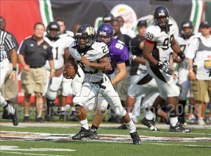Thumbnail 1 in Middletown vs. Warren Central (Kirk Herbstreit Varsity Football Series) photogallery.