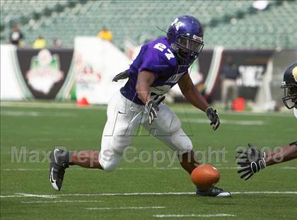 Thumbnail 2 in Middletown vs. Warren Central (Kirk Herbstreit Varsity Football Series) photogallery.