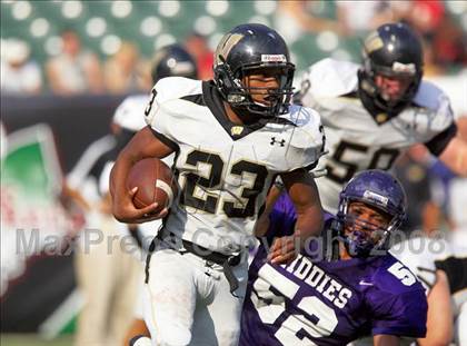 Thumbnail 2 in Middletown vs. Warren Central (Kirk Herbstreit Varsity Football Series) photogallery.