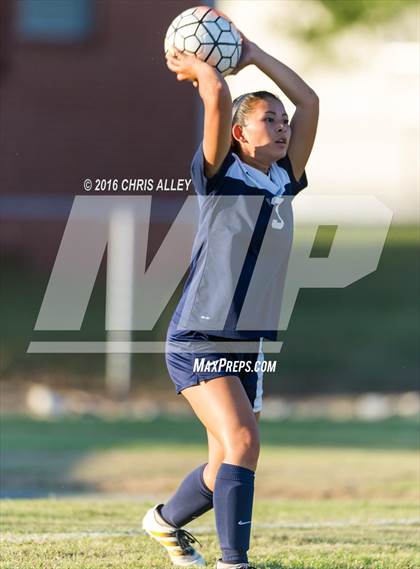 Thumbnail 2 in Jefferson County @ Dobyns-Bennett photogallery.