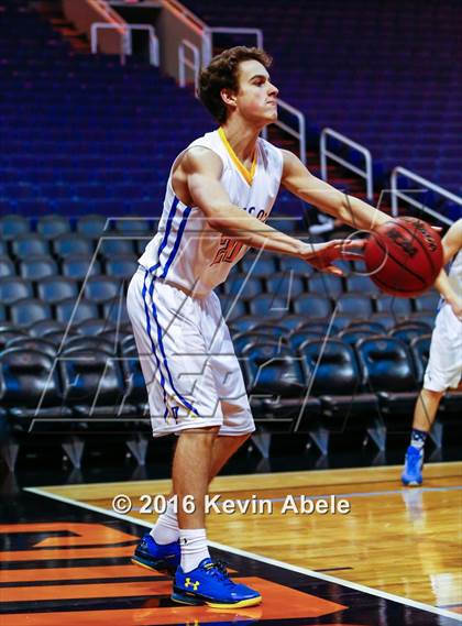 Thumbnail 2 in Red Rock vs Prescott (Hoopin' it Up at the Arena) photogallery.