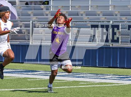 Thumbnail 2 in Salinas vs St. John Bosco (Brave 8 Invitational Tournament) photogallery.