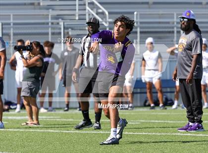 Thumbnail 3 in Salinas vs St. John Bosco (Brave 8 Invitational Tournament) photogallery.