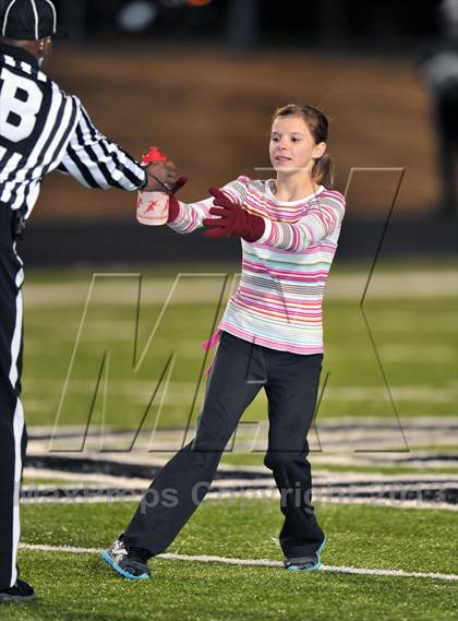Thumbnail 1 in Cooper vs. Scurry-Rosser (UIL 2A Regional Semifinal) photogallery.