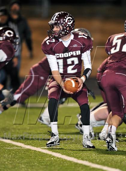 Thumbnail 1 in Cooper vs. Scurry-Rosser (UIL 2A Regional Semifinal) photogallery.