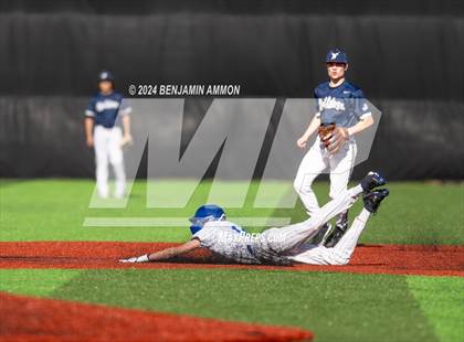 Thumbnail 2 in McNary @ West Albany photogallery.