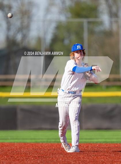 Thumbnail 1 in McNary @ West Albany photogallery.