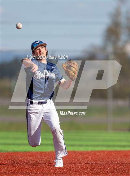 Thumbnail 3 in McNary @ West Albany photogallery.