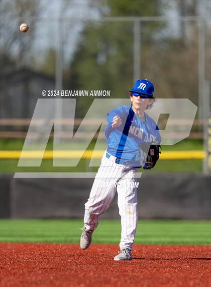 Thumbnail 1 in McNary @ West Albany photogallery.