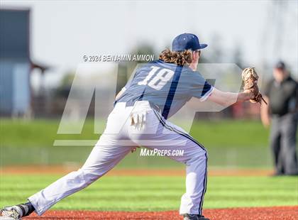 Thumbnail 3 in McNary @ West Albany photogallery.