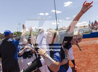 Thumbnail 3 in St. Anthony vs. Auburn (IHSA 2A Super-Sectional) photogallery.