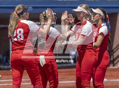 Thumbnail 2 in St. Anthony vs. Auburn (IHSA 2A Super-Sectional) photogallery.