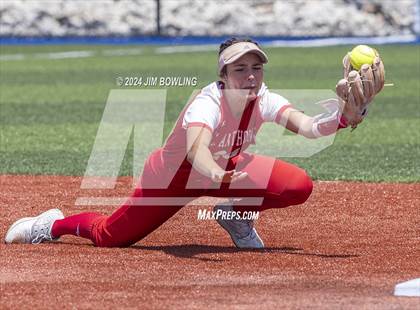 Thumbnail 1 in St. Anthony vs. Auburn (IHSA 2A Super-Sectional) photogallery.