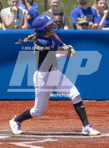 Thumbnail 2 in St. Anthony vs. Auburn (IHSA 2A Super-Sectional) photogallery.