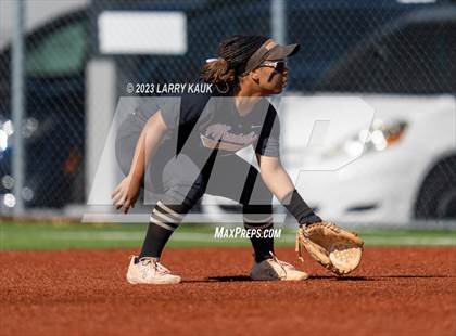Thumbnail 2 in Archbishop Mitty @ Valley Christian photogallery.