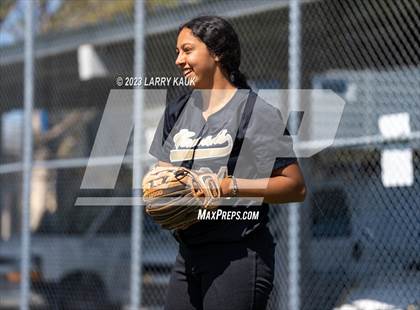 Thumbnail 2 in Archbishop Mitty @ Valley Christian photogallery.