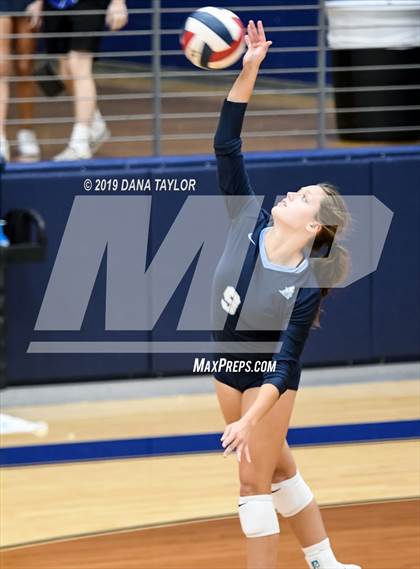 Thumbnail 3 in Bell @ Weatherford photogallery.