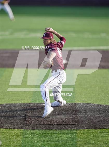 Thumbnail 3 in Greeneville @ Dobyns-Bennett photogallery.