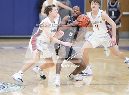 Thumbnail 3 in Colleton County vs Porter Gaud (Lowcountry Roundball Classic) photogallery.