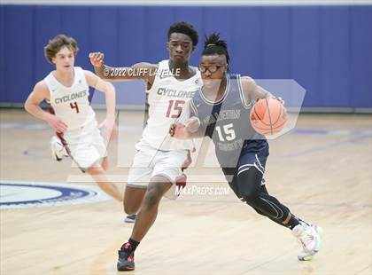 Thumbnail 2 in Colleton County vs Porter Gaud (Lowcountry Roundball Classic) photogallery.