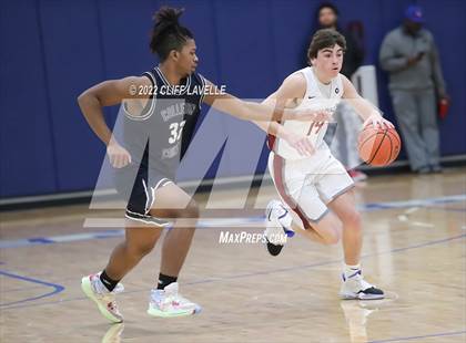 Thumbnail 1 in Colleton County vs Porter Gaud (Lowcountry Roundball Classic) photogallery.