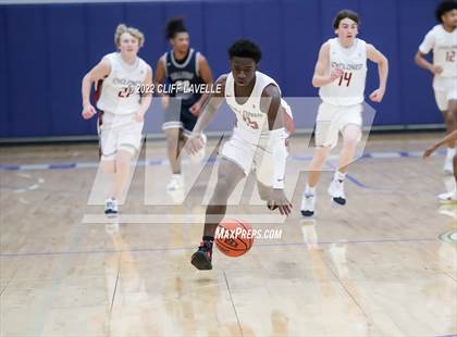 Thumbnail 2 in Colleton County vs Porter Gaud (Lowcountry Roundball Classic) photogallery.