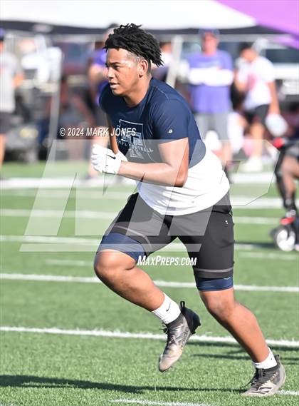 Thumbnail 3 in Tempe vs. Shadow Ridge (ACU 7v7 Tournament) photogallery.