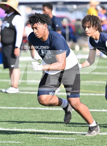 Thumbnail 2 in Tempe vs. Shadow Ridge (ACU 7v7 Tournament) photogallery.