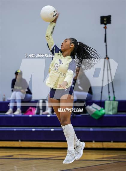 Thumbnail 2 in Pine Crest vs. North Broward Prep photogallery.