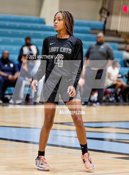 Thumbnail 2 in Hale County vs Bryant (Jaguar Thanksgiving Jam) photogallery.