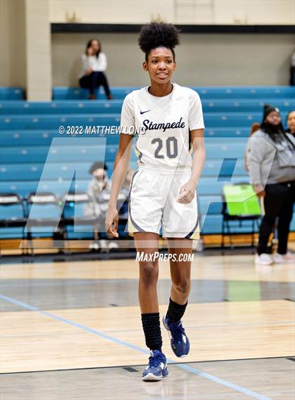 Thumbnail 1 in Hale County vs Bryant (Jaguar Thanksgiving Jam) photogallery.