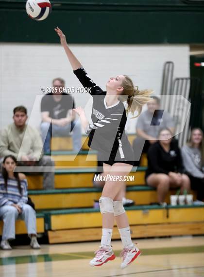 Thumbnail 3 in Mountain View vs Canyon del Oro (AIA 5A Conference Play-In) photogallery.