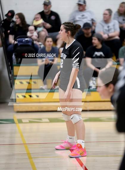 Thumbnail 2 in Mountain View vs Canyon del Oro (5A Conference Play-In) photogallery.