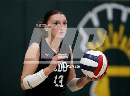 Thumbnail 3 in Mountain View vs Canyon del Oro (5A Conference Play-In) photogallery.