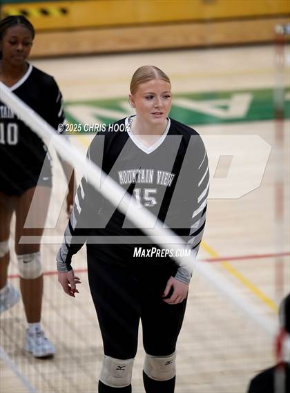 Thumbnail 2 in Mountain View vs Canyon del Oro (5A Conference Play-In) photogallery.