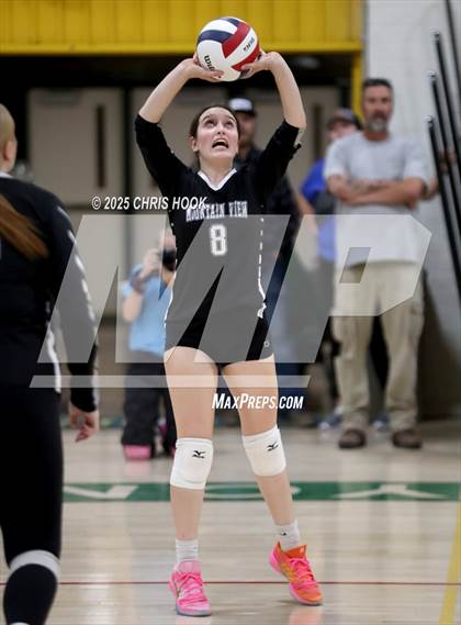 Thumbnail 2 in Mountain View vs Canyon del Oro (5A Conference Play-In) photogallery.